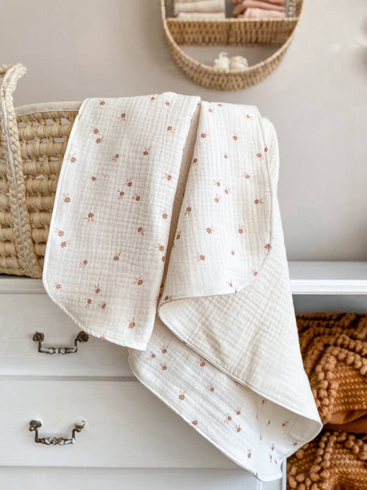 Muslin Baby blanket with little flowers